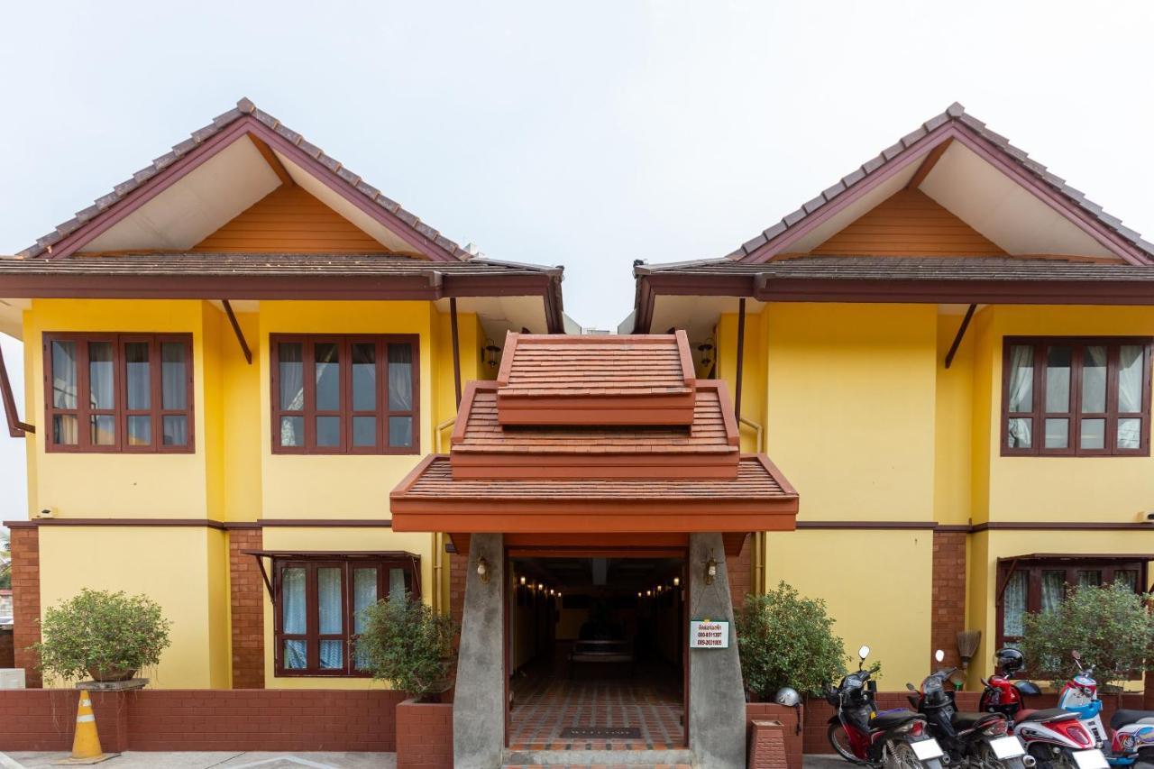 Yellow Tique Hotel 람빵 외부 사진