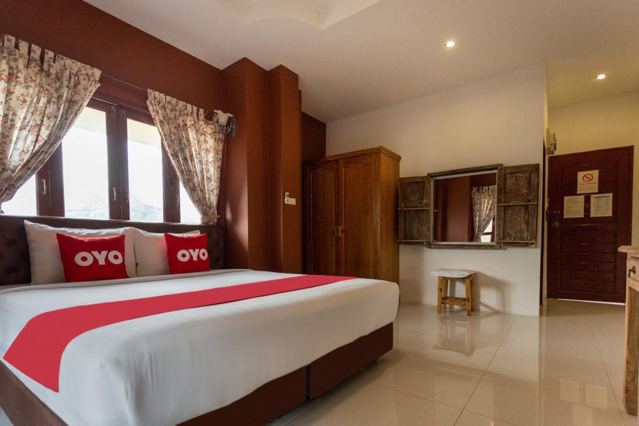Yellow Tique Hotel 람빵 외부 사진