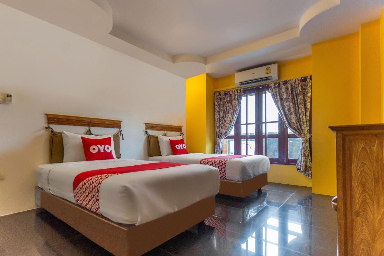 Yellow Tique Hotel 람빵 외부 사진