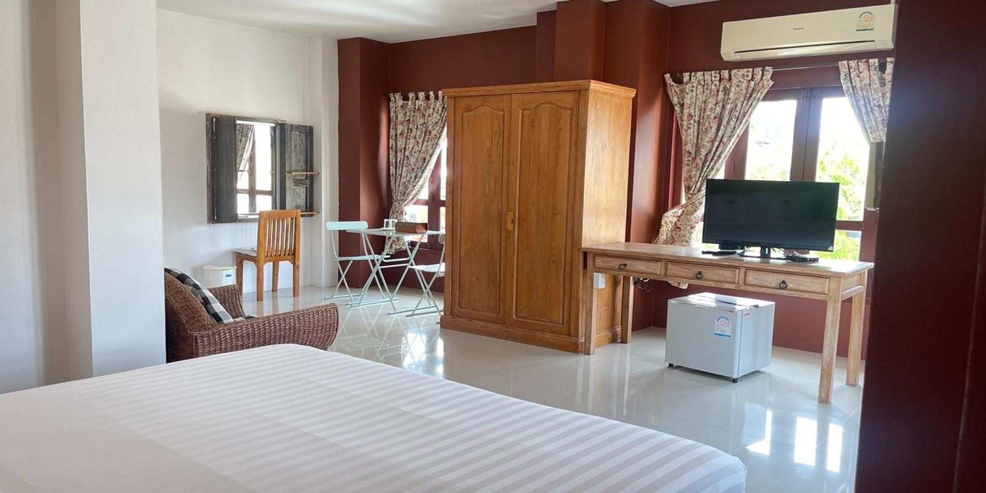 Yellow Tique Hotel 람빵 외부 사진