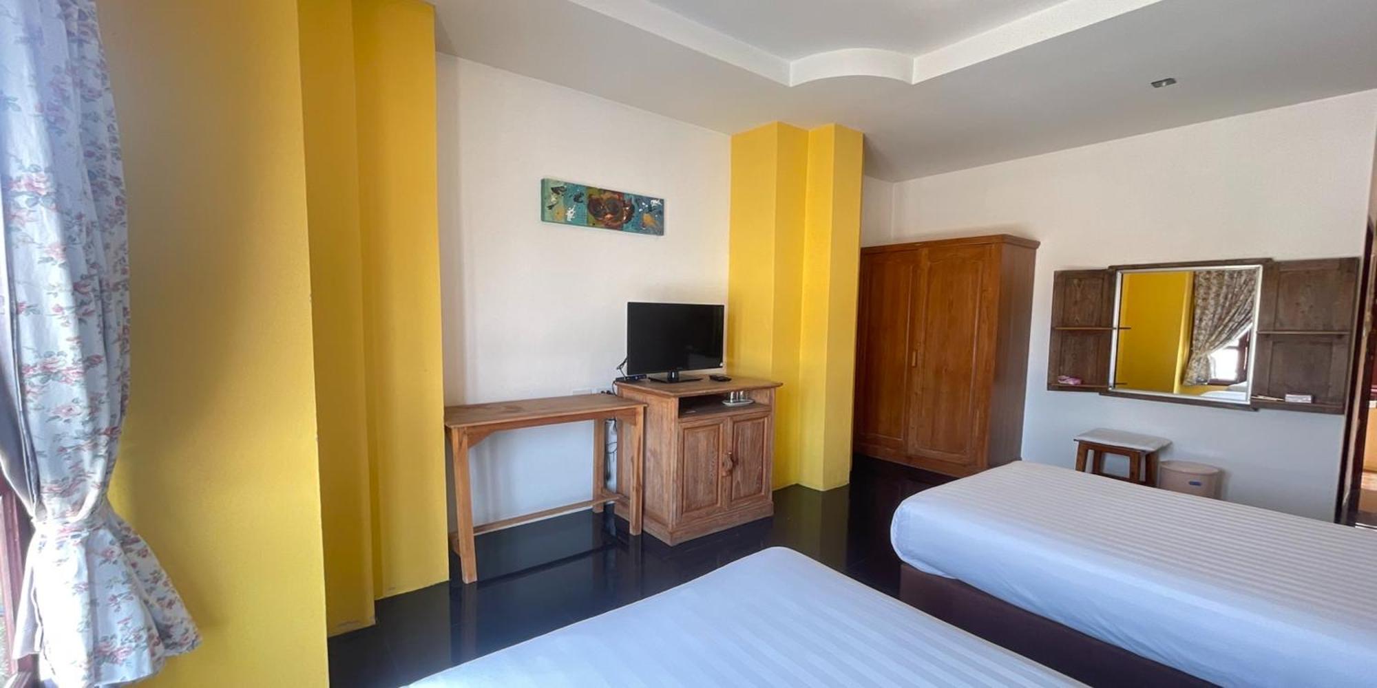 Yellow Tique Hotel 람빵 외부 사진